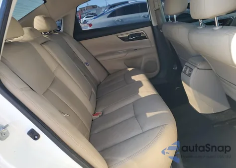 2015 Nissan Altima 2.5 z USA, uszkodzony, nr VIN 1N4AL3AP1FN351977